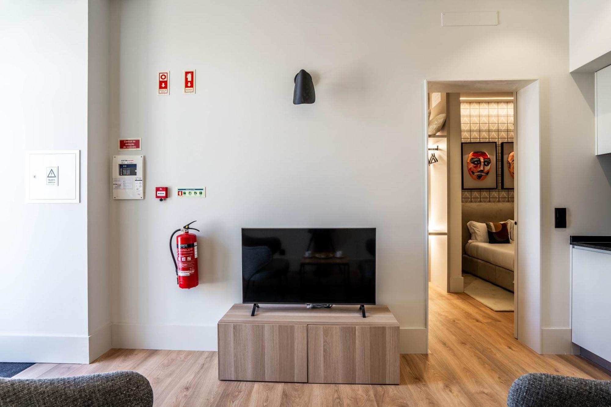 Gigantones Guesthouse Виана-ду-Каштелу Экстерьер фото